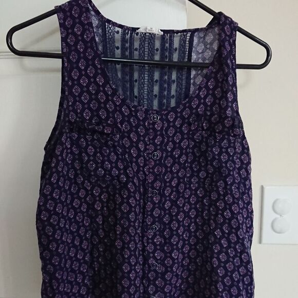 Mine brand - Printed Geo Embroidered sleeveless Tank Top size M - Picture 1 of 11